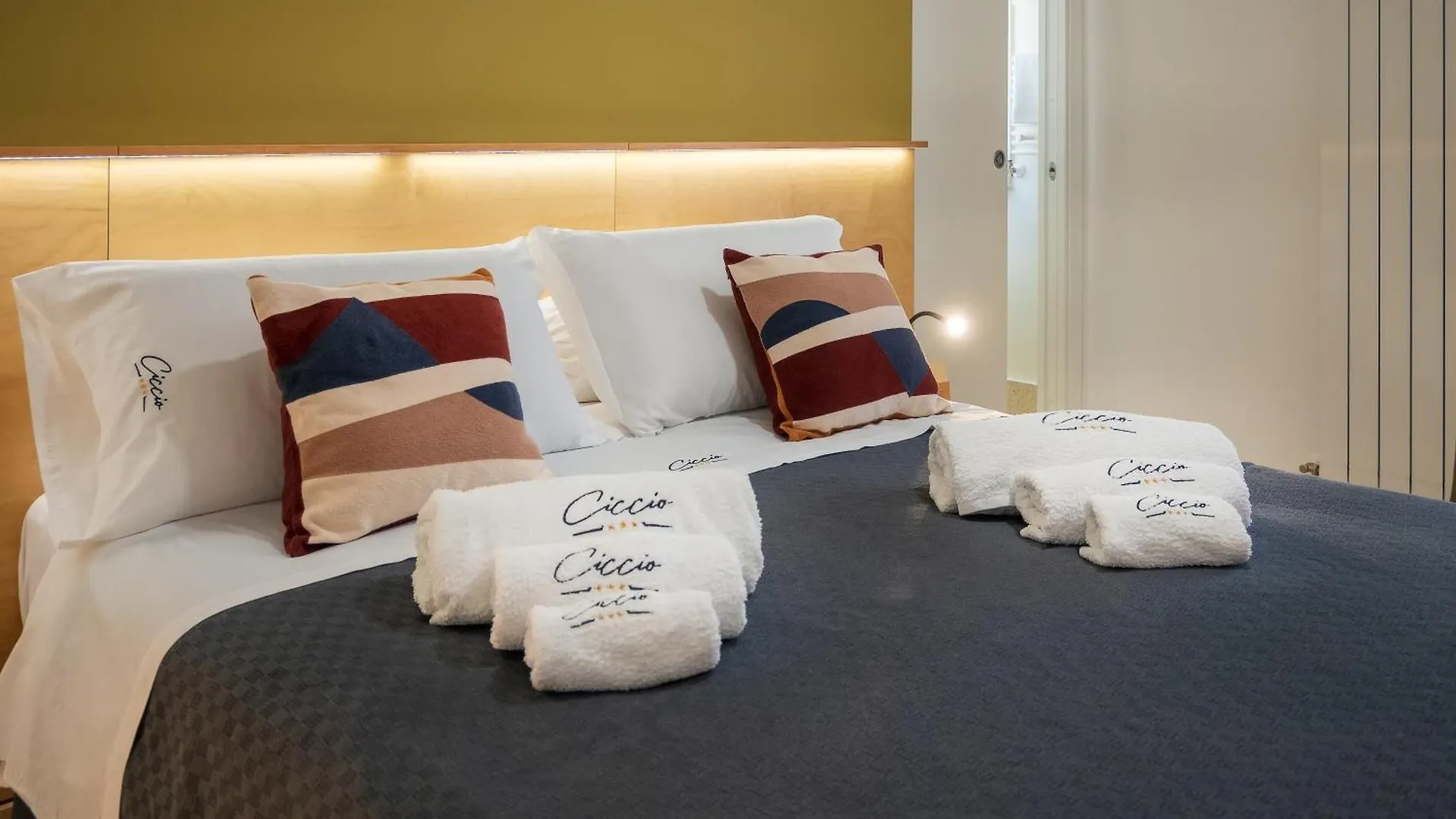 Couette-café Ciccio Rooms And Breakfast - Self Check-In Palerme