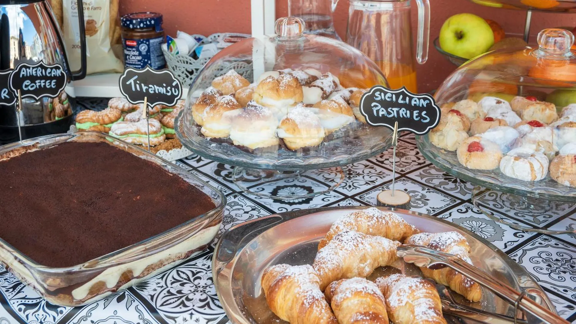 Couette-café Ciccio Rooms And Breakfast - Self Check-In Palerme
